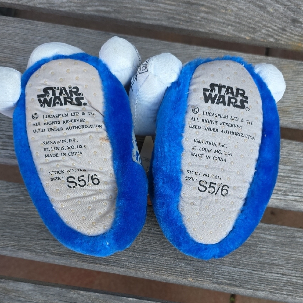 Star Wars Blue R2-D2 Baby Slippers - Picture 3 of 3